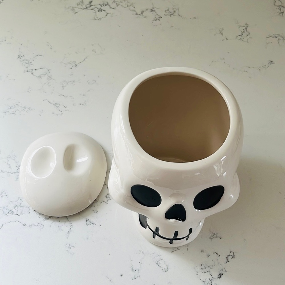 Target by Hyde & EEK Ceramic Skull Halloween Candy Jar - Picture 8 of 16